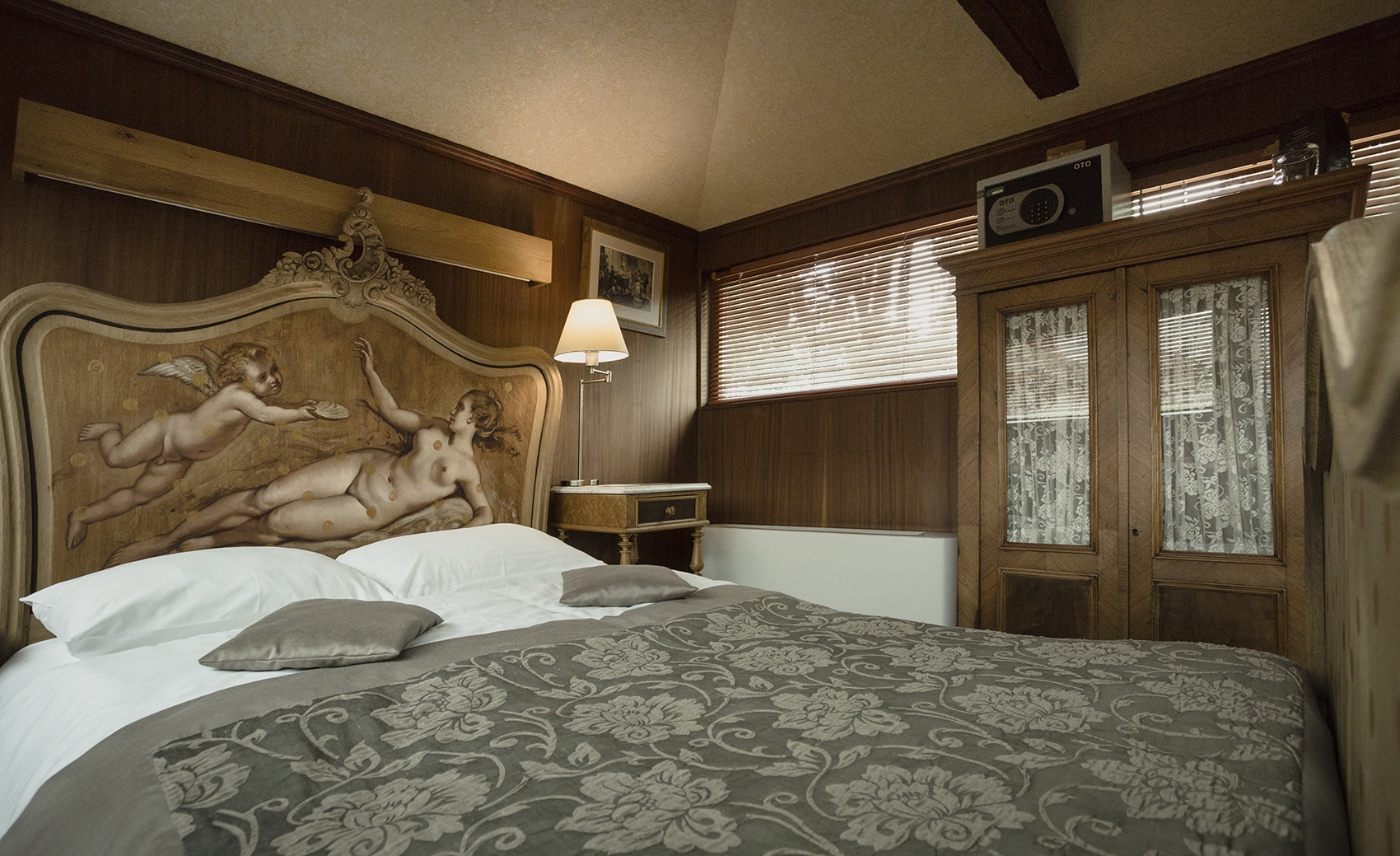 room 1